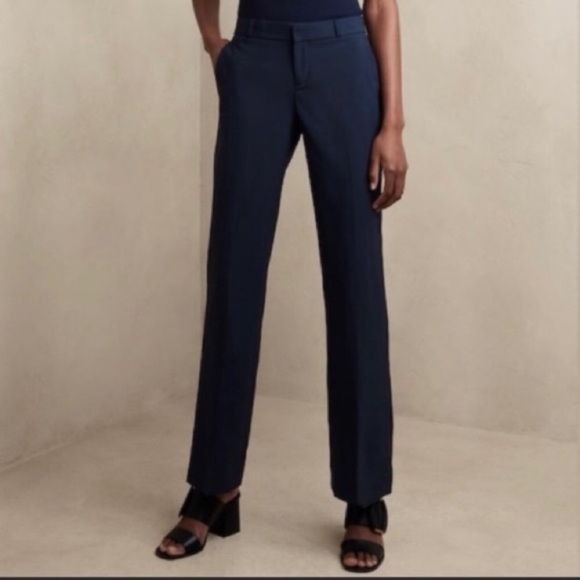 NWT! Banana Republic Women’s Navy Logan Bootcut Trouser Fit Pants - Multiple 🧡🩵 - Picture 1 of 5